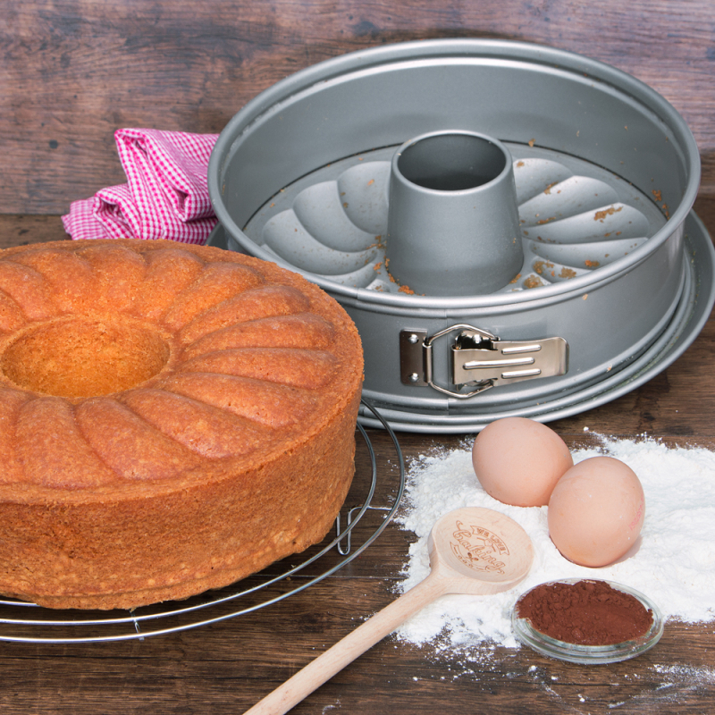 Springform mit Flachboden + Rohrboden 26 cm Durchmesser von STÄDTER „We love baking“