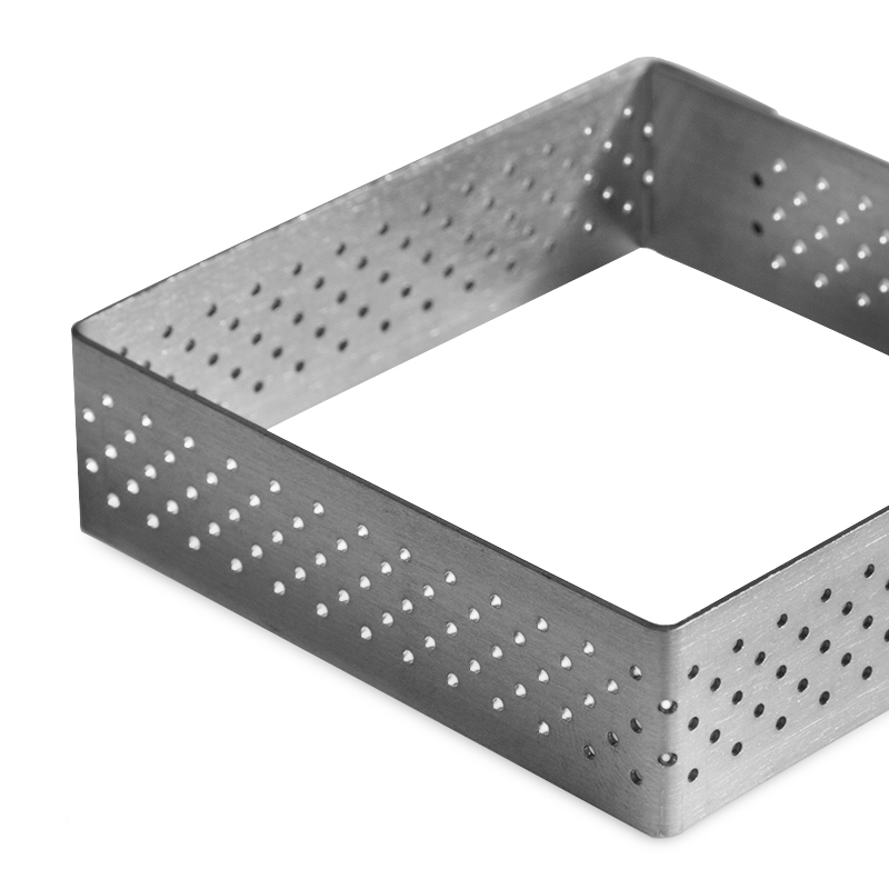 Tarte-Rahmen / Backrahmen 20 X 20 cm eckig, perforiert, Edelstahl von STÄDTER