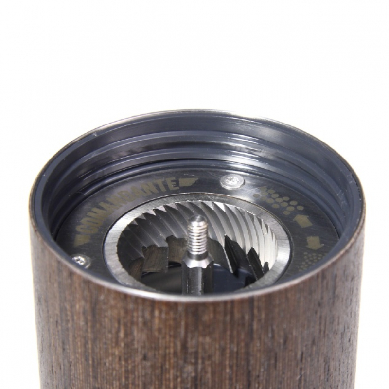 Kaffeemühle C40 MK4 Nitro Blade Snow White Edelstahl von COMANDANTE
